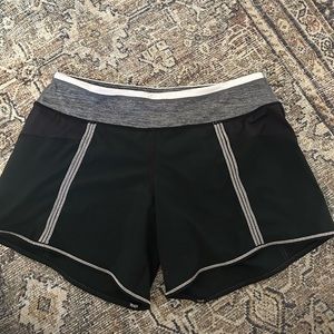 Lululemon shorts size 8